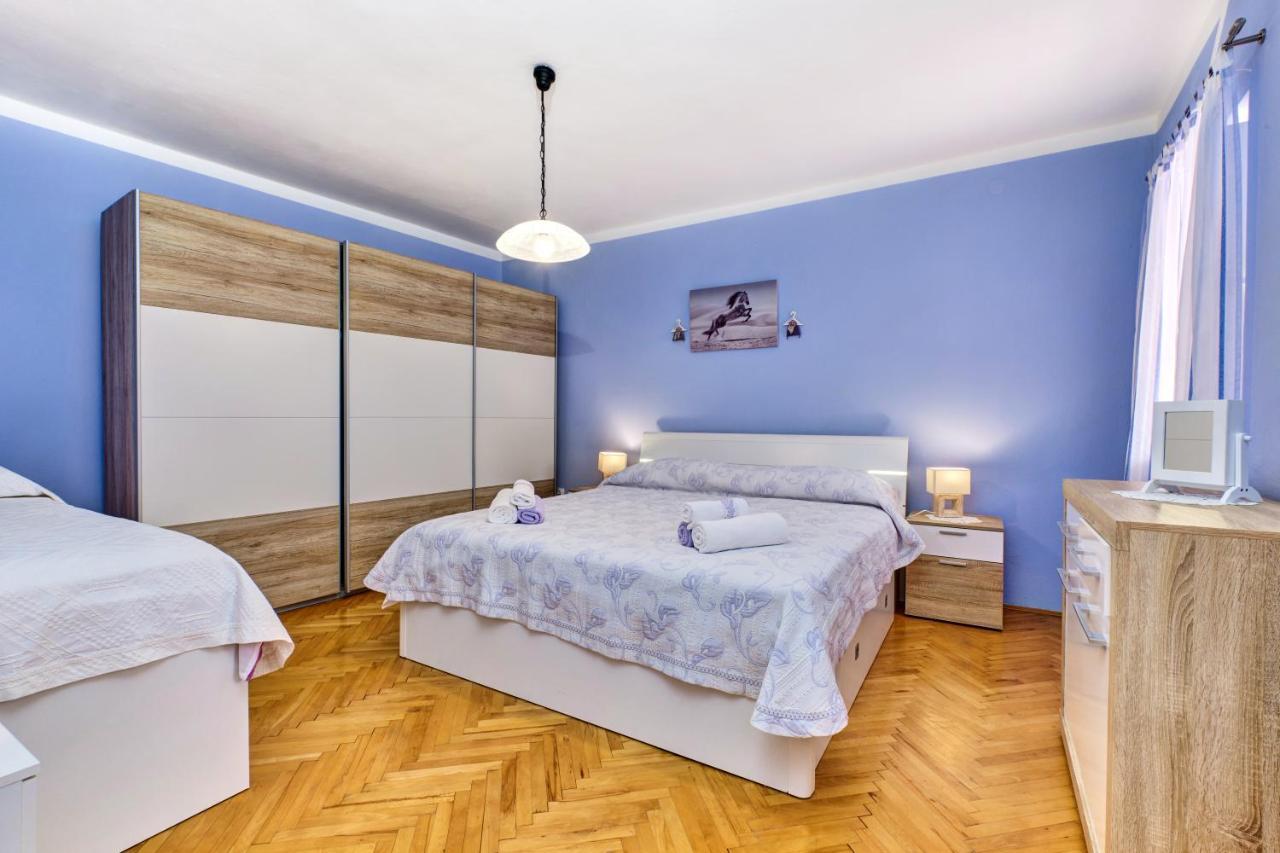 Apartments Ljubica Veli Lošinj Dış mekan fotoğraf