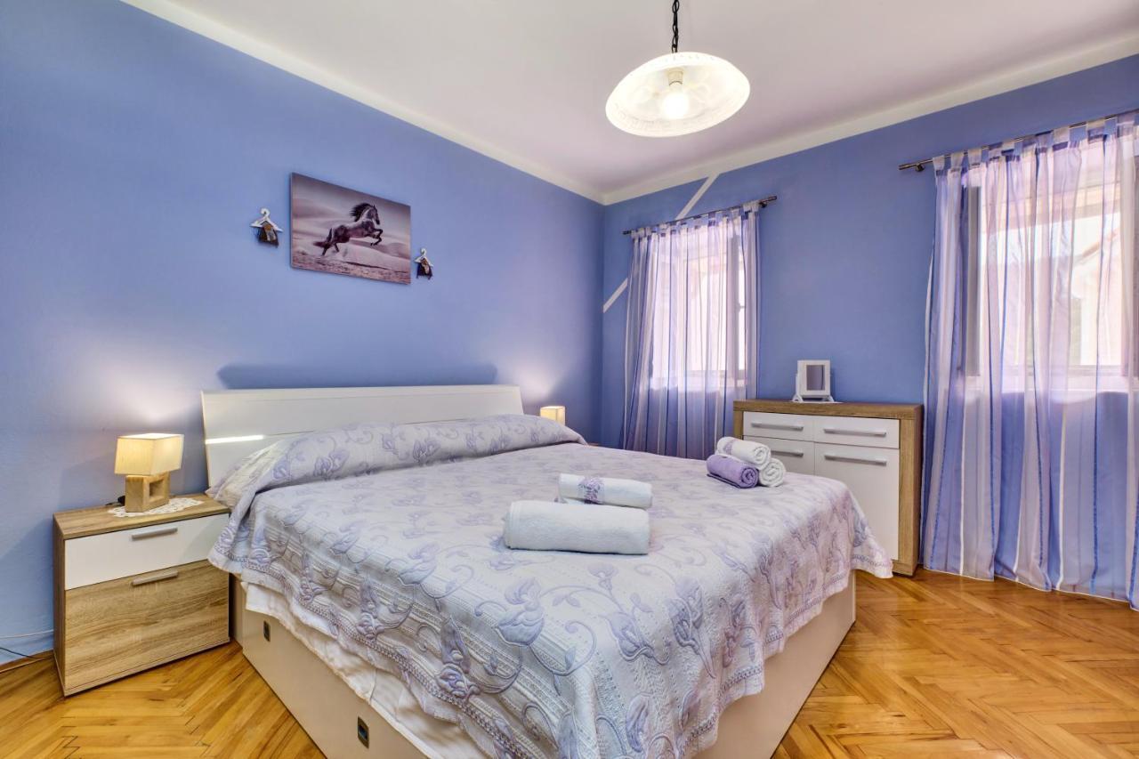 Apartments Ljubica Veli Lošinj Dış mekan fotoğraf